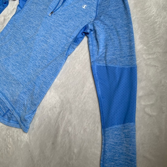 Champion Dri Fit Pullover - Picture 3 of 5